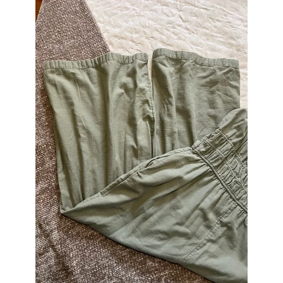 AE Wide Leg Jumpsuit - XL - EUC! - Picture 3 of 7